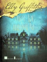 Nhật ký người lạ : Tiểu thuyết trinh thám / Elly Griffiths ; Đăng Ngọc dịch